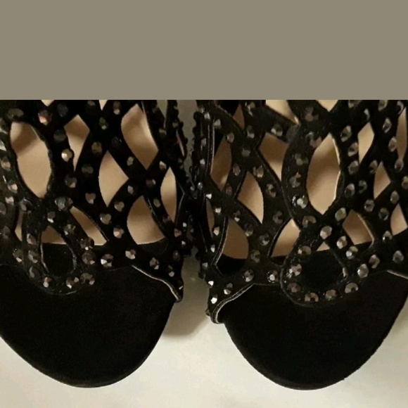 Zigi Soho "Duran" black faux suede stiletto NWOT - Picture 8 of 8